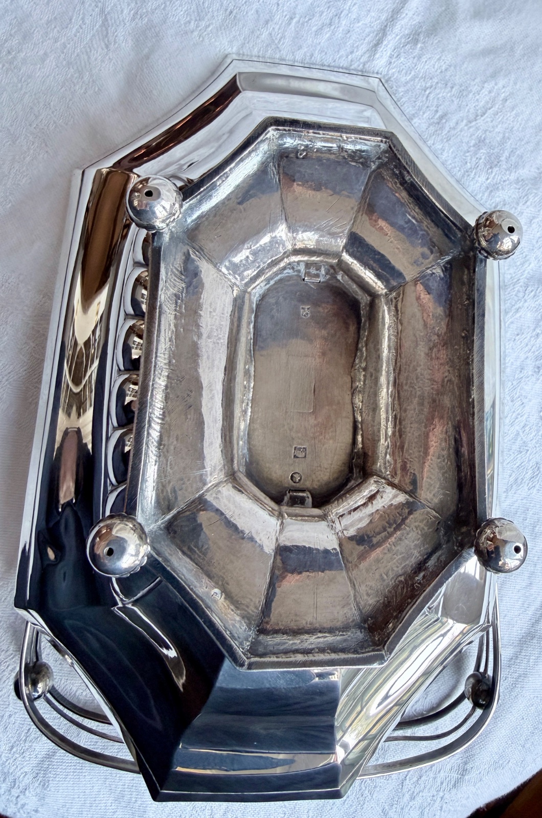 Edwardian Silver Plated Swing-Handle Fruit Basket with Gadroon and Shell Motifs - view 3