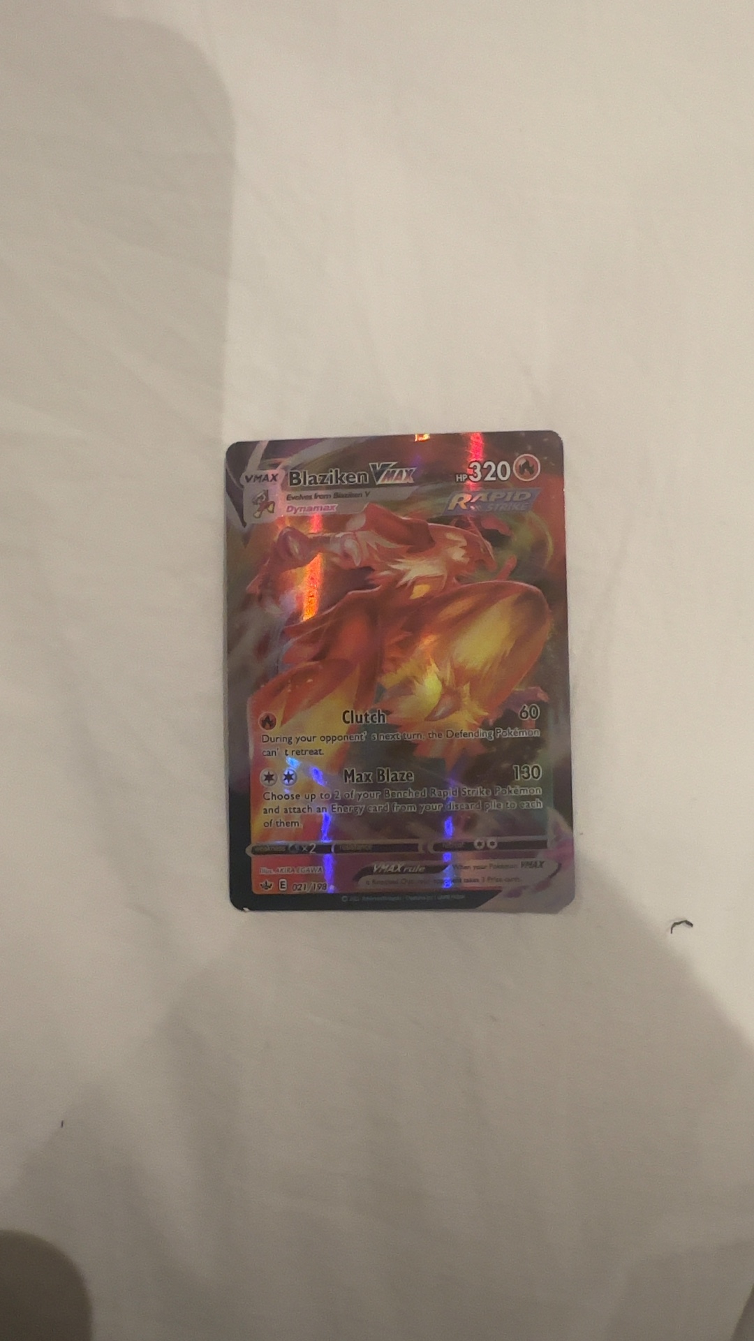 Blaziken VMAX (Holo Rare) [021/198] - view 1