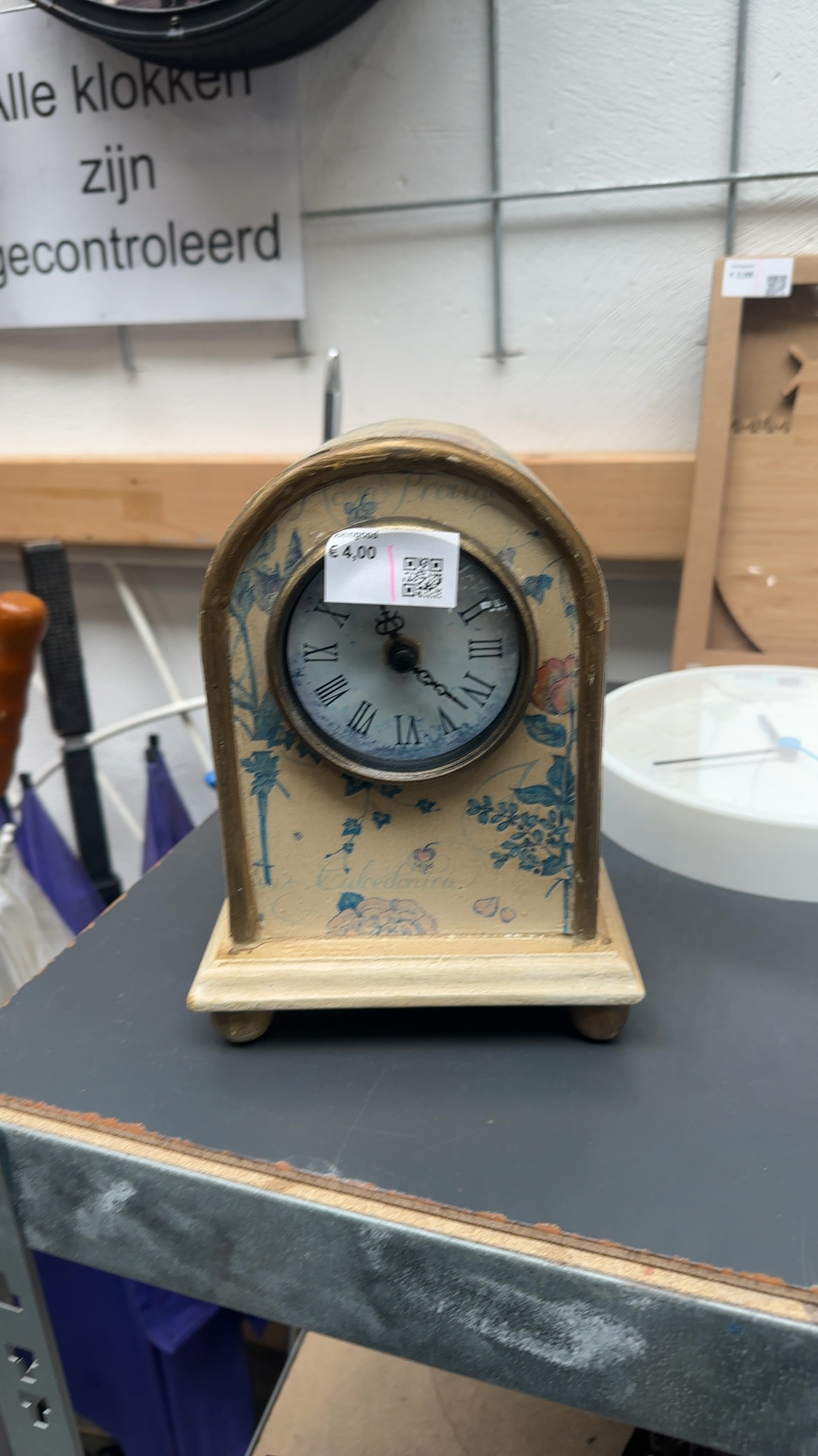 Decorative Arched Desk Clock with Floral Transfer Decoration - decorative collectible