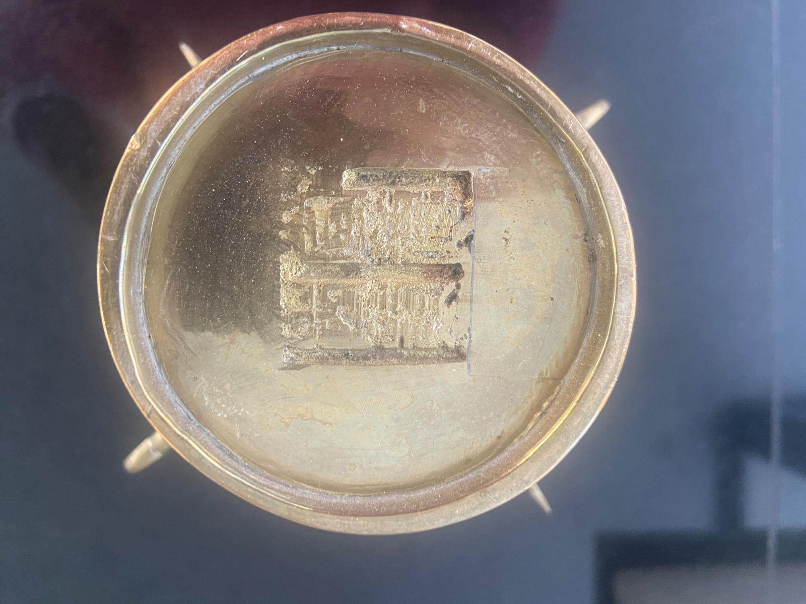 Chinese Brass 'Gu-style' Vase with Floral and Geometric Engravings - view 3