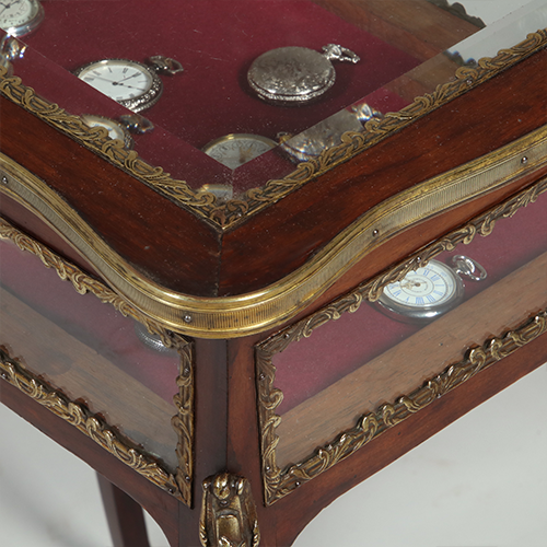 Louis XV Style Brass-Mounted Vitrine Table / Display Cabinet - view 3