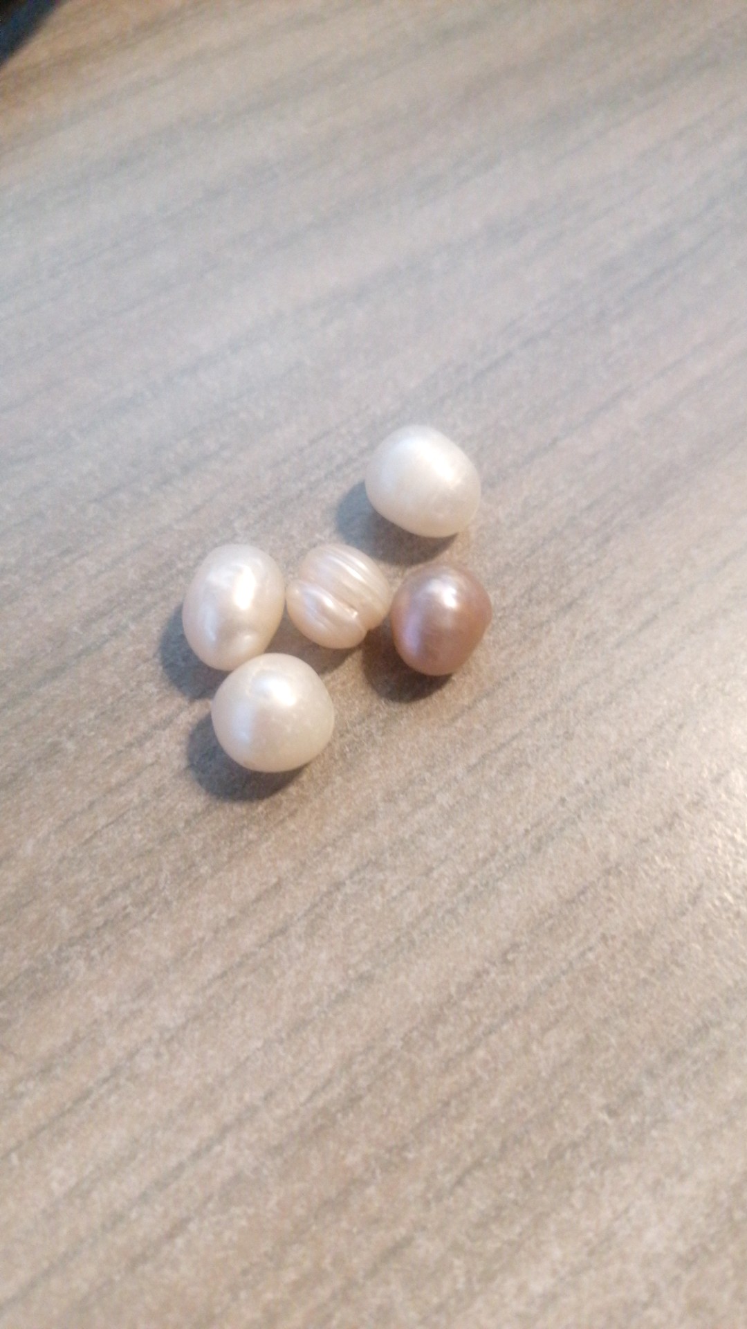 Loose Freshwater Cultured Pearls (Baroque/Near-Round) - view 1