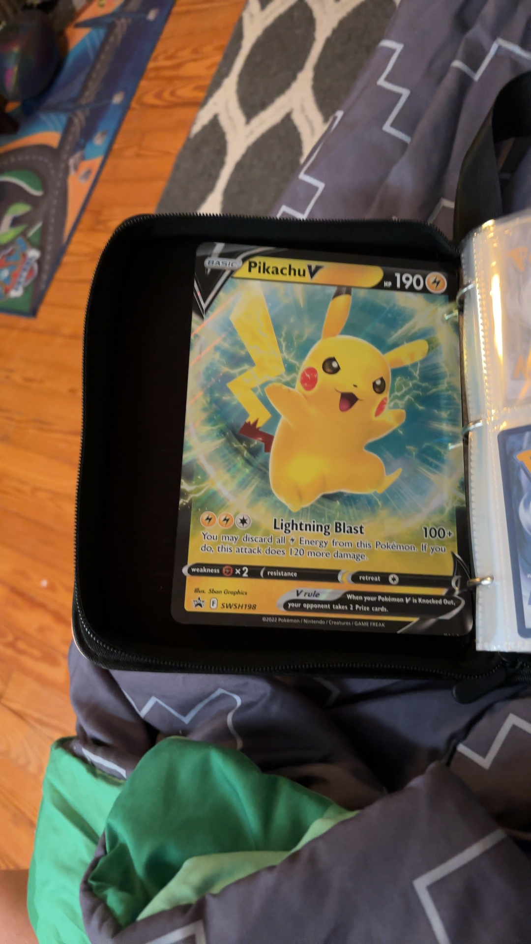 Pikachu V - SWSH Black Star Promos (Jumbo) [SWSH198] - trading-cards collectible
