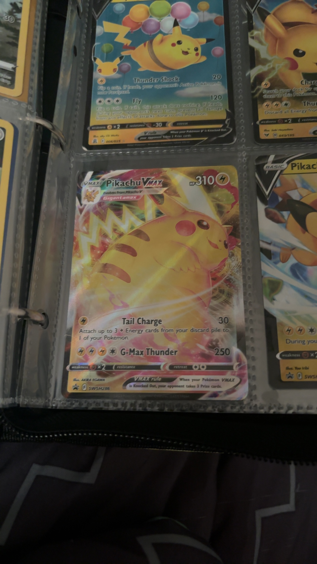 Pikachu VMAX - SWSH Black Star Promos (Ultra Rare) [SWSH286] - view 2