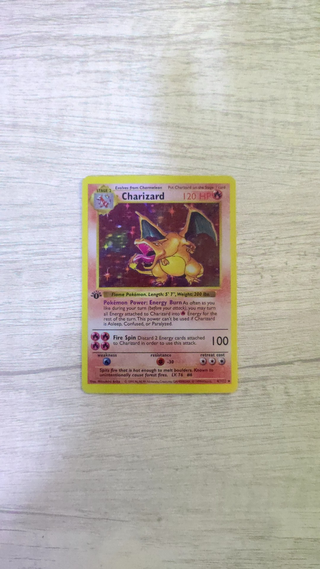 Charizard - Base Set (1st Edition Holofoil) [4/102] - view 3