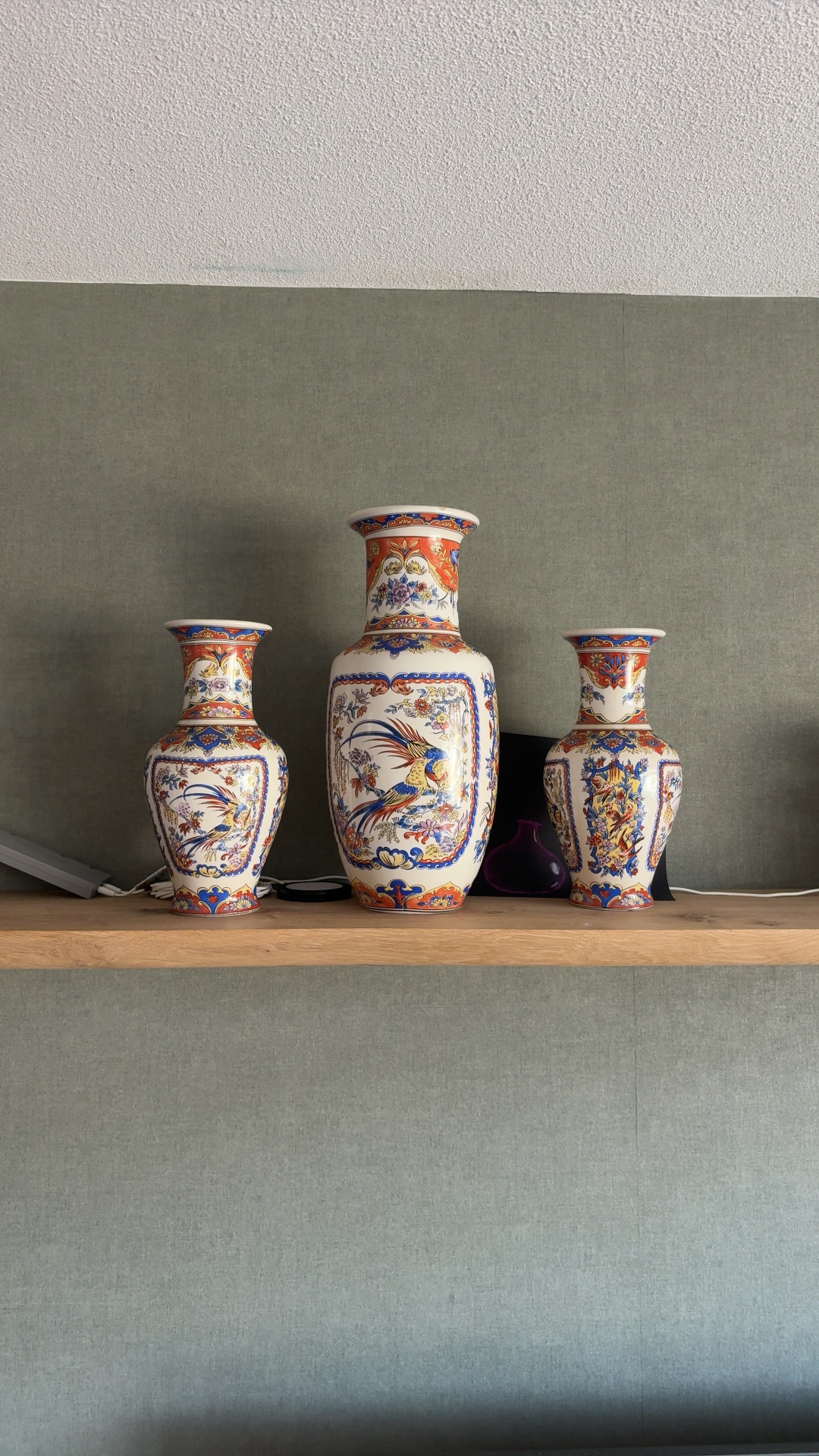 Italian Deruta Faience Garniture Set in Chinoiserie Style - view 1