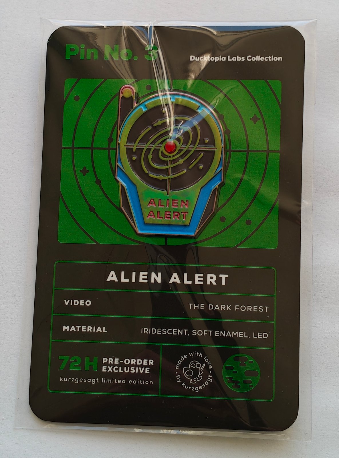 Ducktopia Labs Collection - Pin No. 3 'Alien Alert'