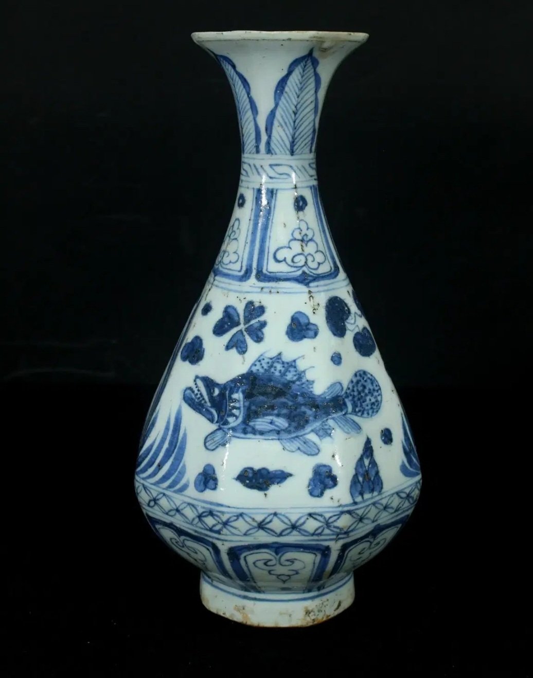 Reproduction Underglaze Blue Octagonal Yuhuchunping - view 1