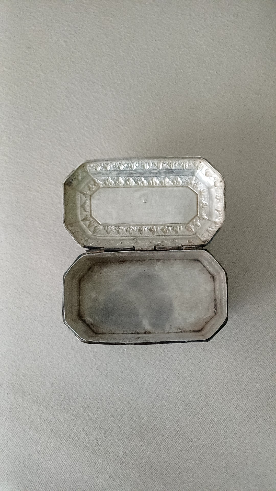 Die-Stamped Metal and Gilt Trinket Box - view 3