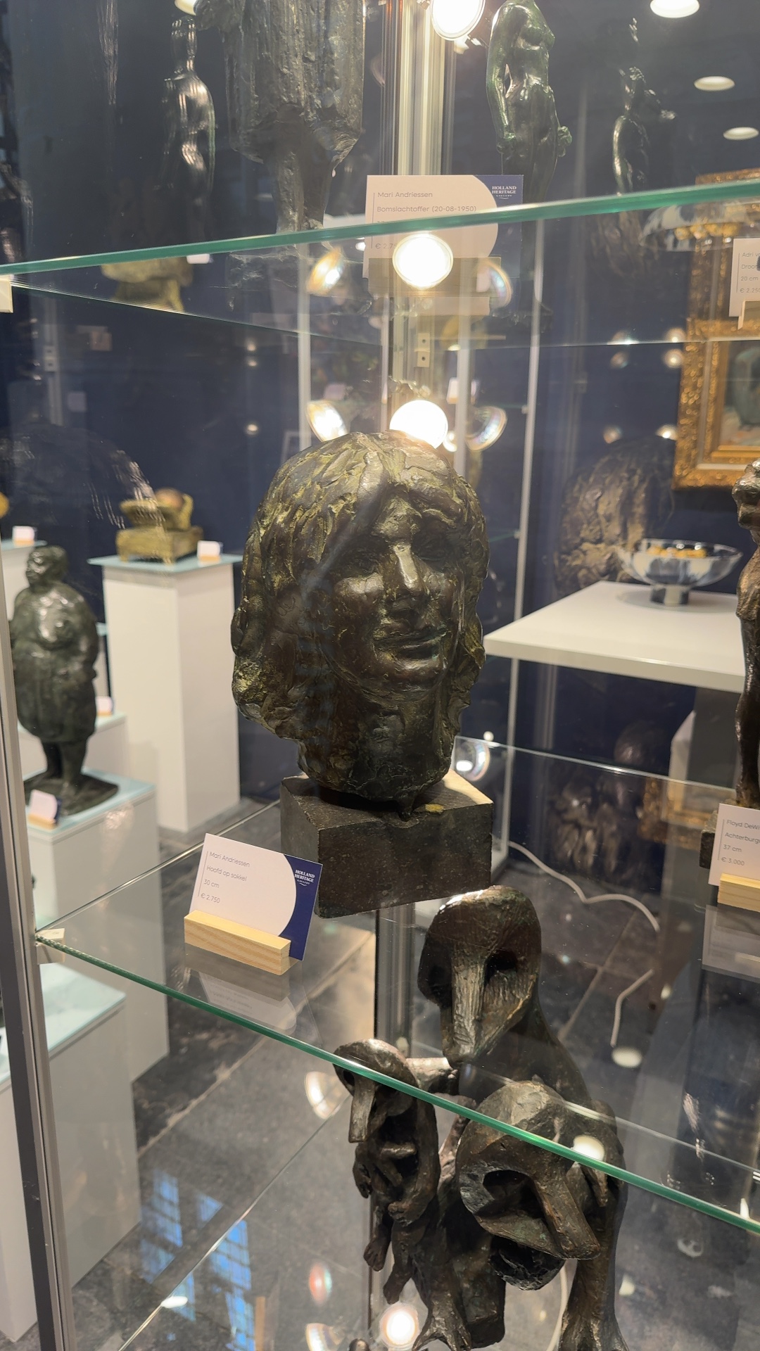 Mari Andriessen, 'Hoofd op sokkel' (Head on Plinth), Bronze Sculpture