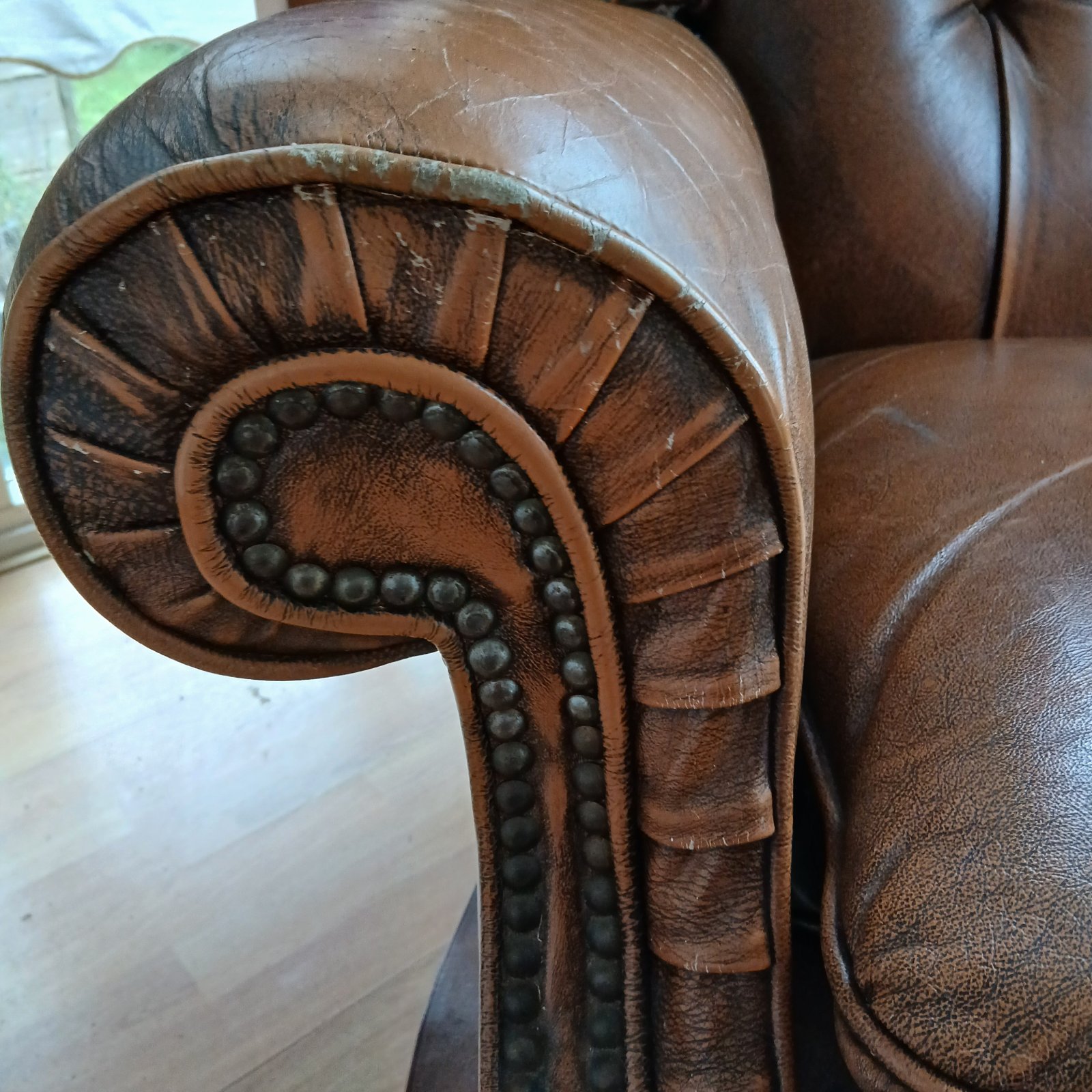Sheep Leather Wingback 'Oorfauteuil' - view 2