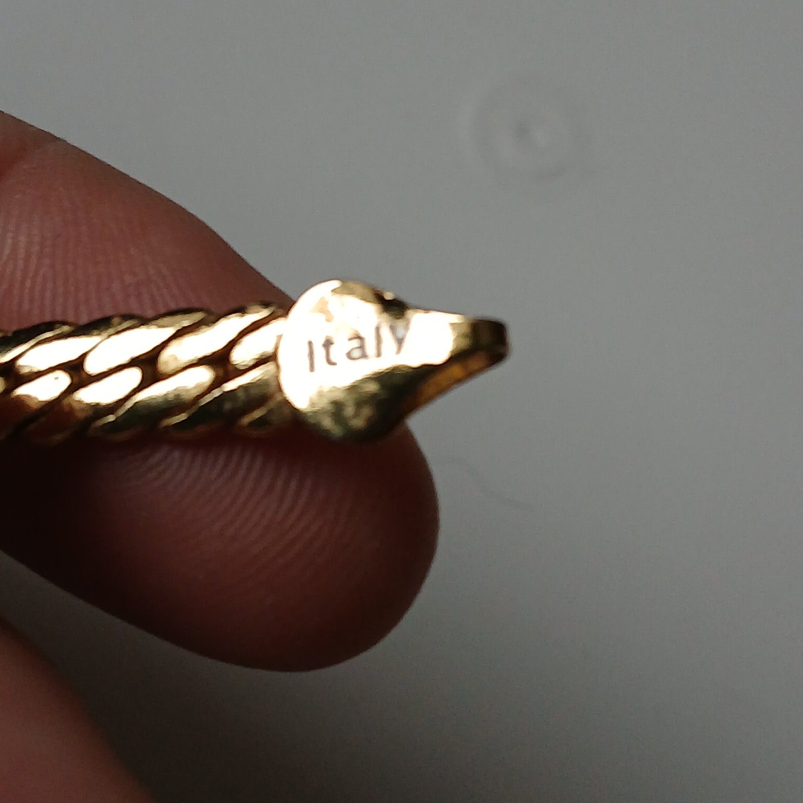 Italian 750 Gold Omega-Style Chain Necklace - view 3