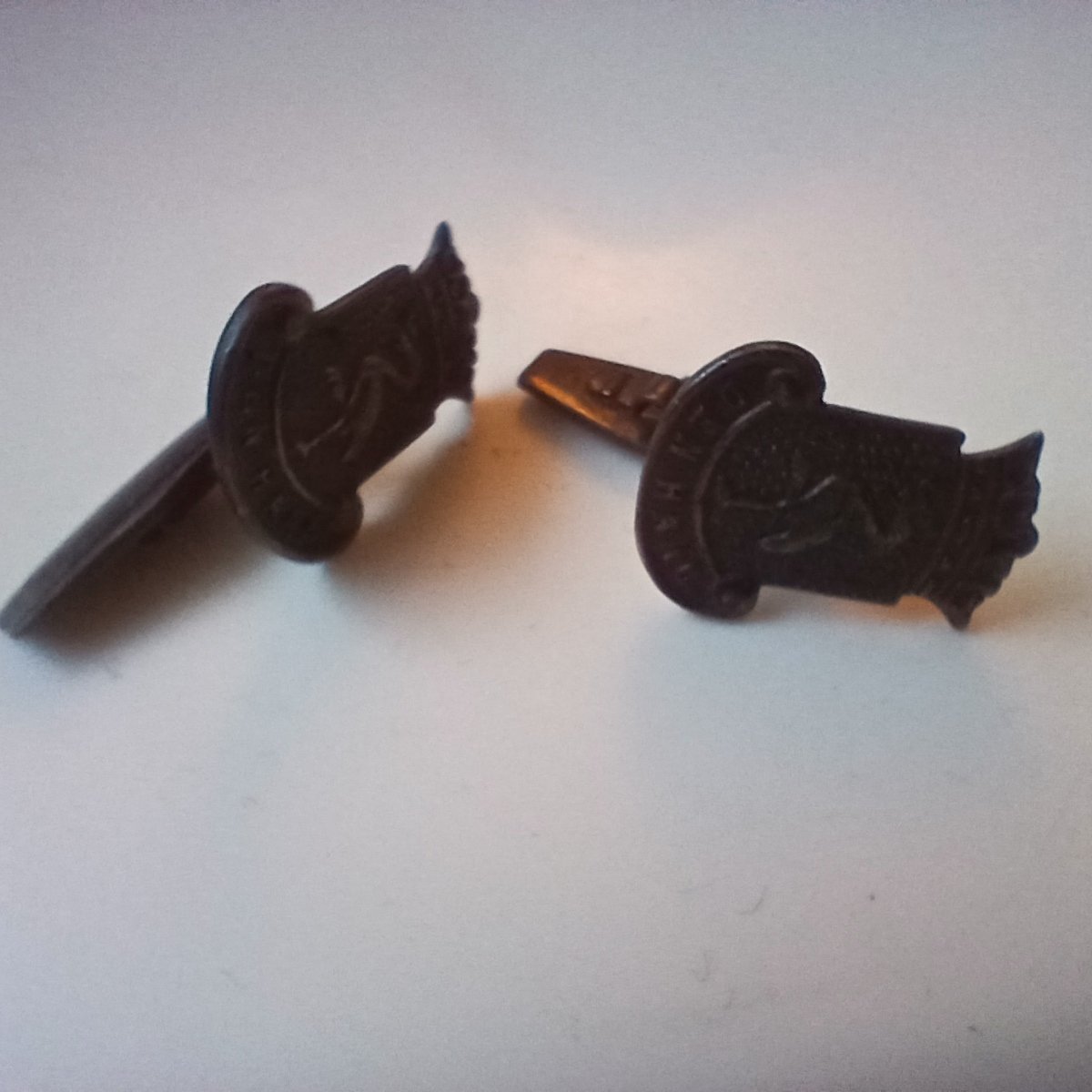 Vintage Pin Badge with Stork and Crown - Den Haag - view 3