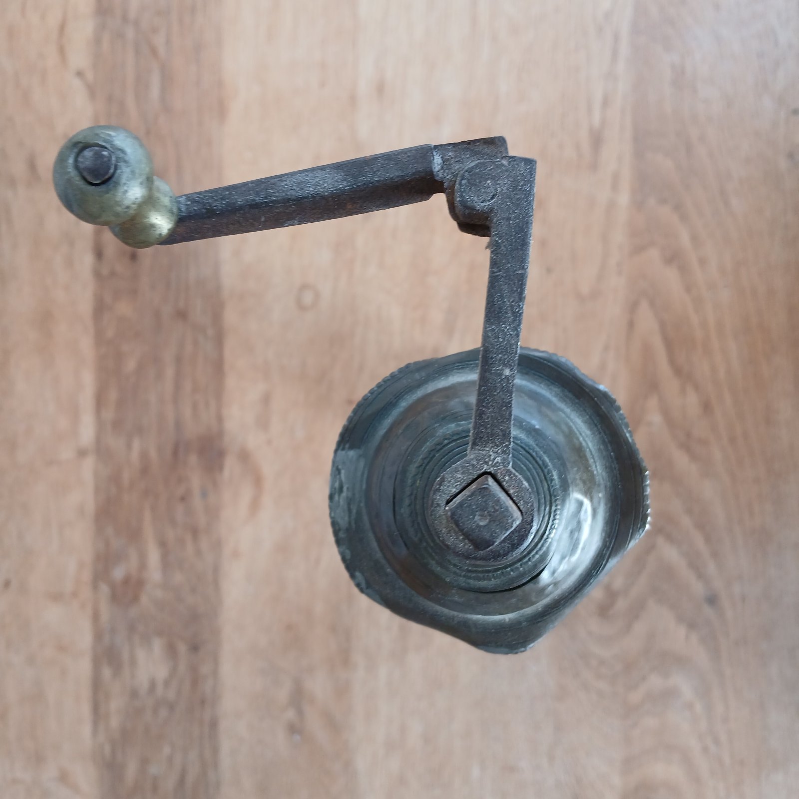 Turkish Style Brass Coffee Grinder (Kahve Değirmeni) - view 3