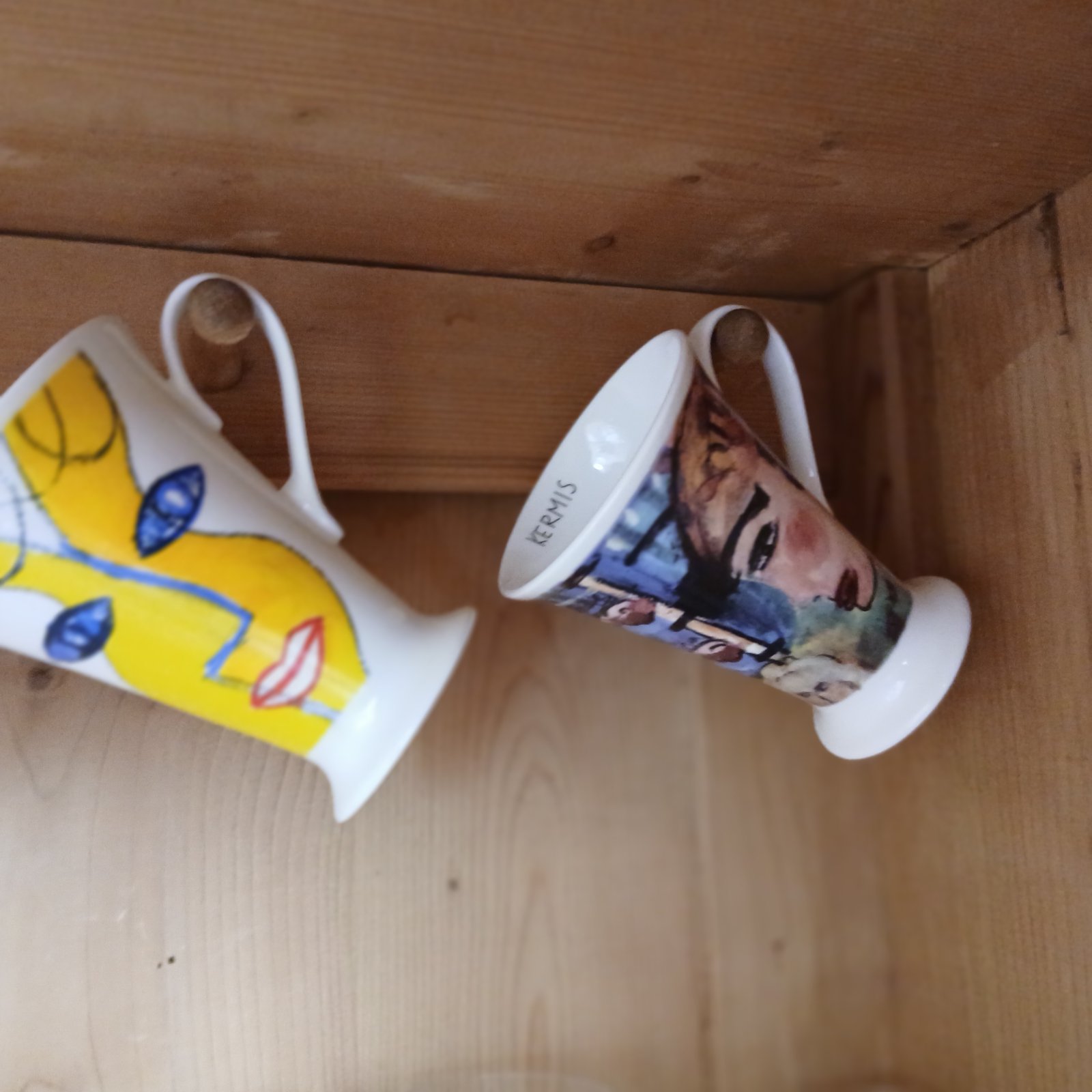 Könitz Art Selection ‘The Art Collection’ Bone China Mugs - ceramics collectible