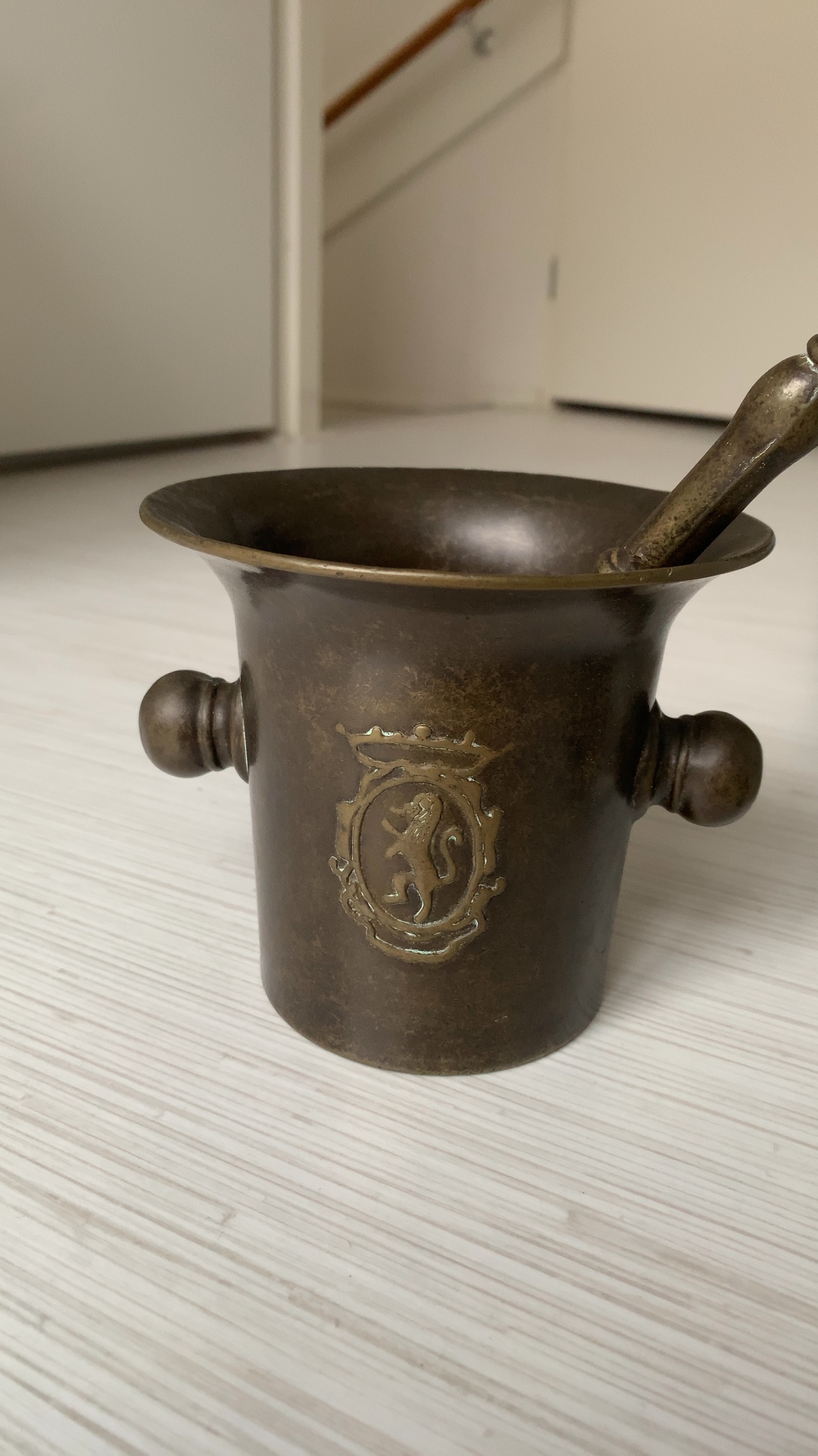 Bronze Mortar and Pestle with Armorial Decoration - decorative collectible