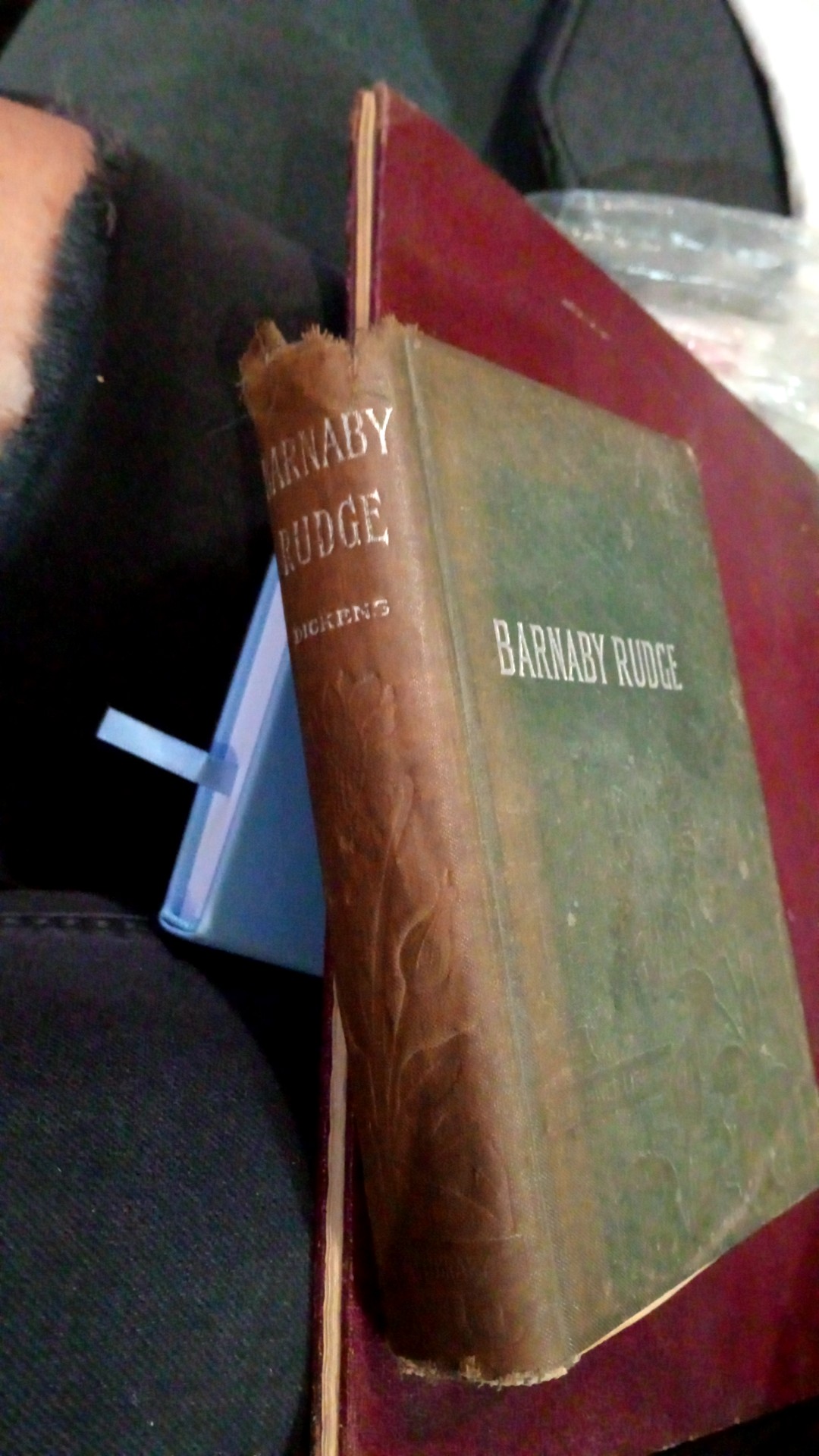 Charles Dickens - "Barnaby Rudge" (The Sunflower Library series) - view 2