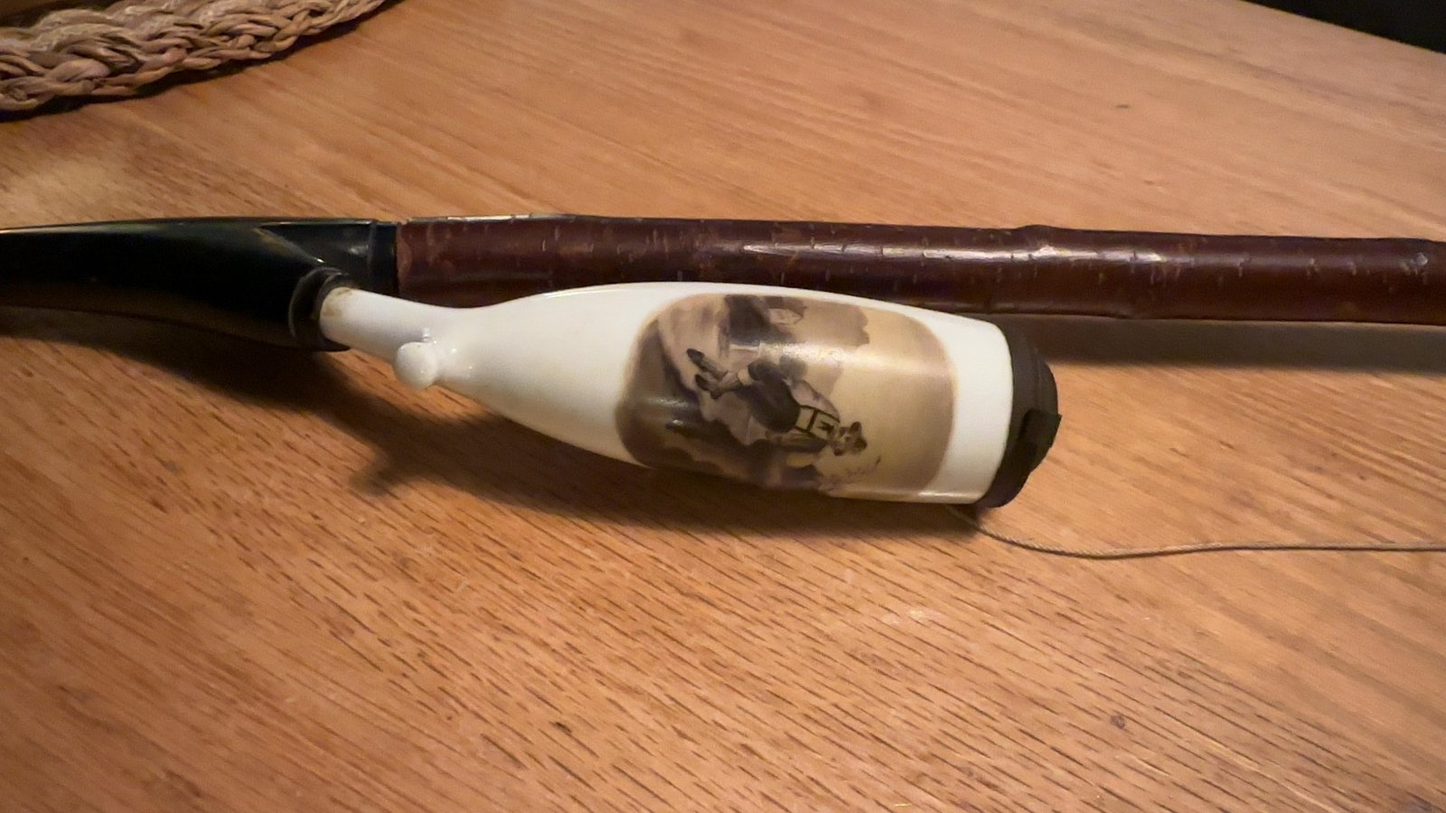 Antique Porcelain-Bowled German Hunting Pipe (Gesteckpfeife) - view 2