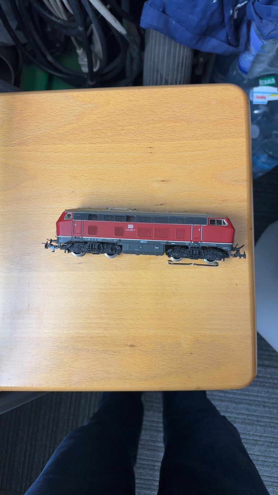 Fleischmann H0 DB Class 218 Diesel Locomotive Model - view 3