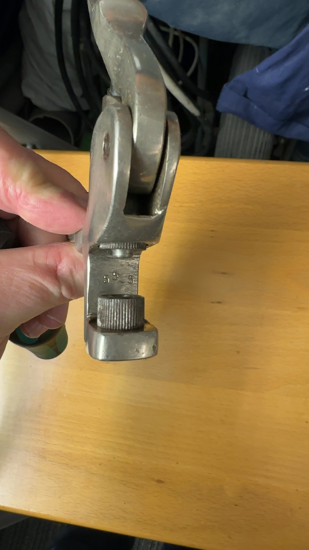 Vintage Sheet Metal Hand Seamer / HVAC Duct Tool - view 3