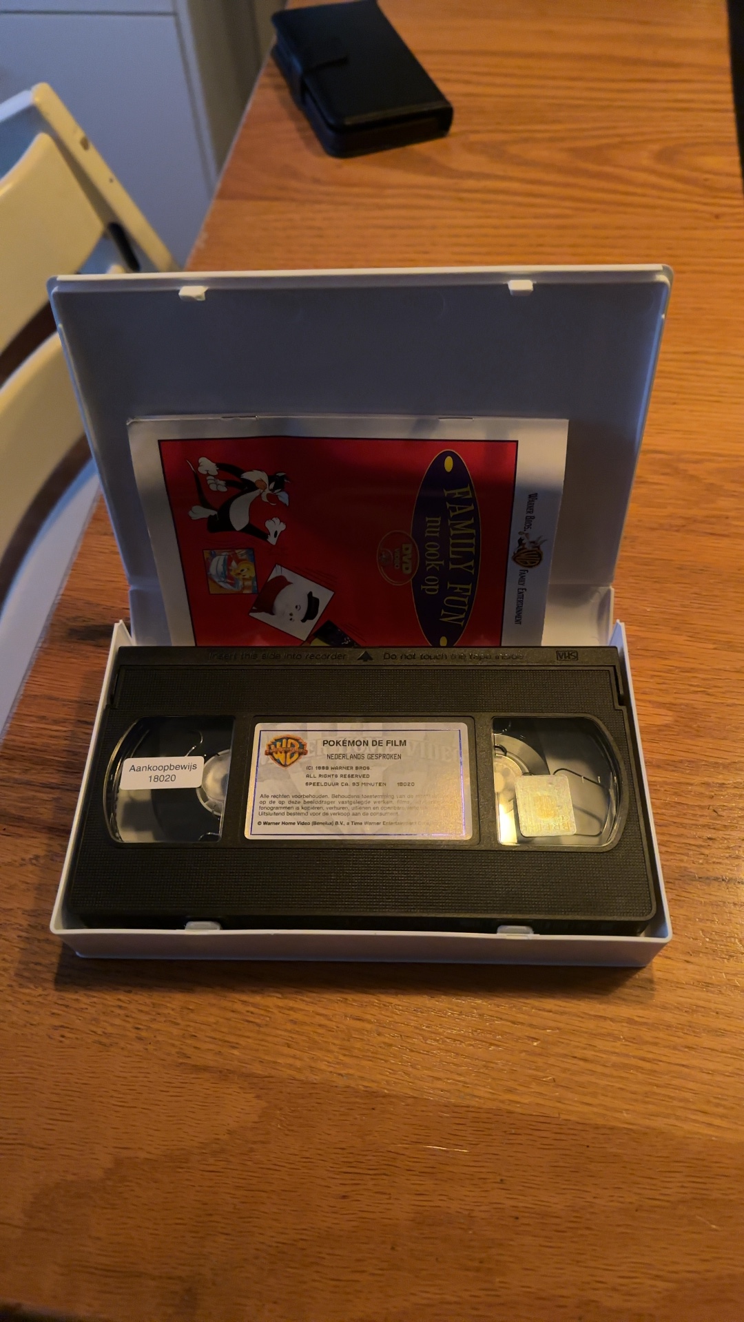 Pokémon De Film: Mewtwo tegen Mew (Netherlands VHS) - view 3