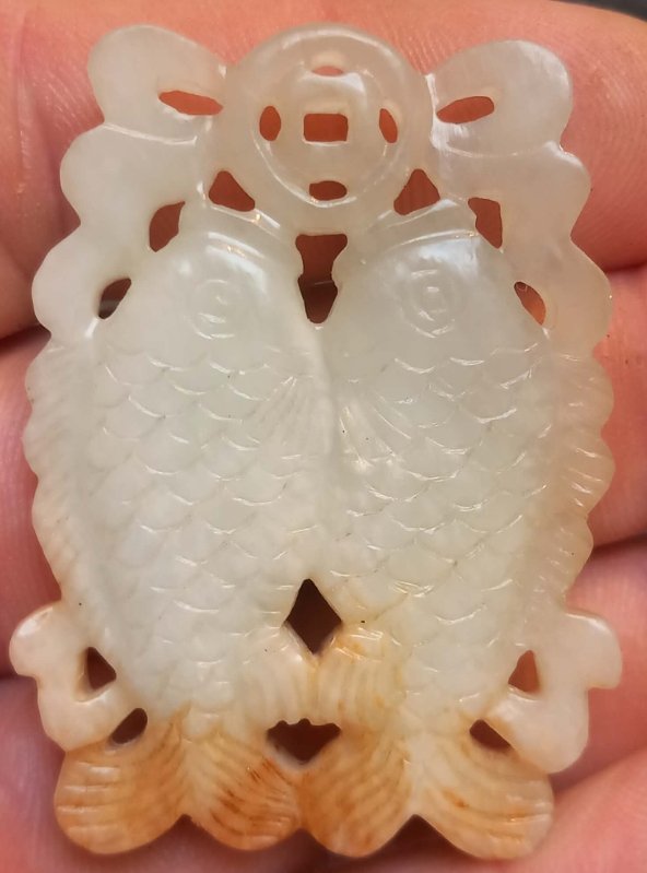 Chinese Carved 'Double Fish' (Shuangyu) Pendant - view 1