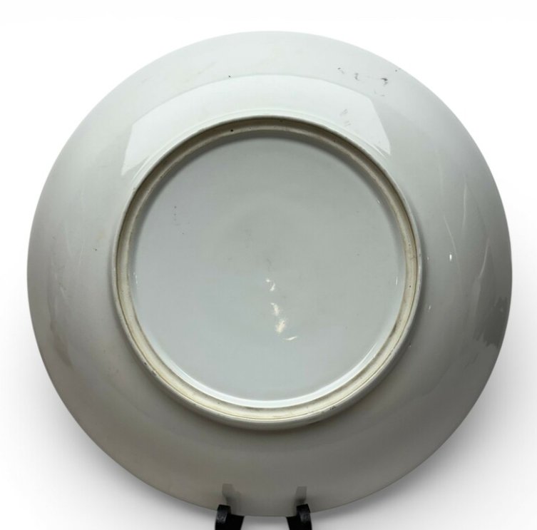 Chinese Wucai-Style 'Longevity' Porcelain Plate - view 2