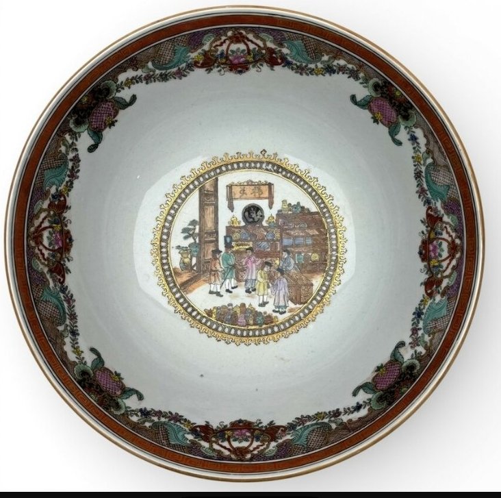 Modern Reproduction of a Chinese Export 'Hong' Punch Bowl - view 1