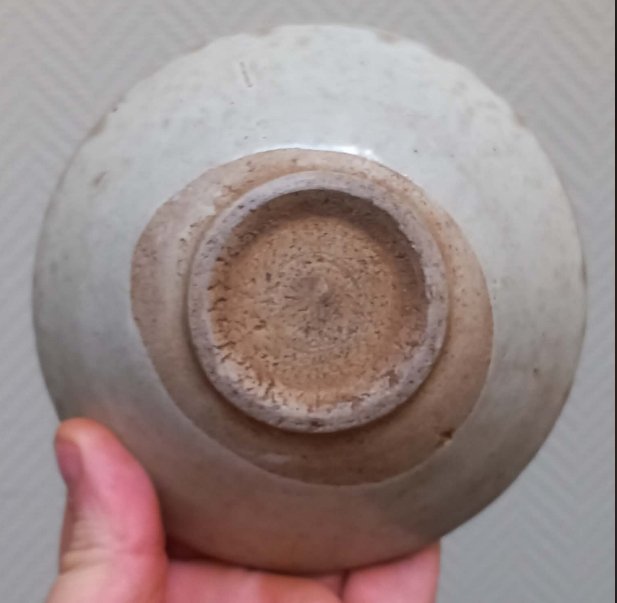 Provincial Ming Stoneware Bowl - asian collectible