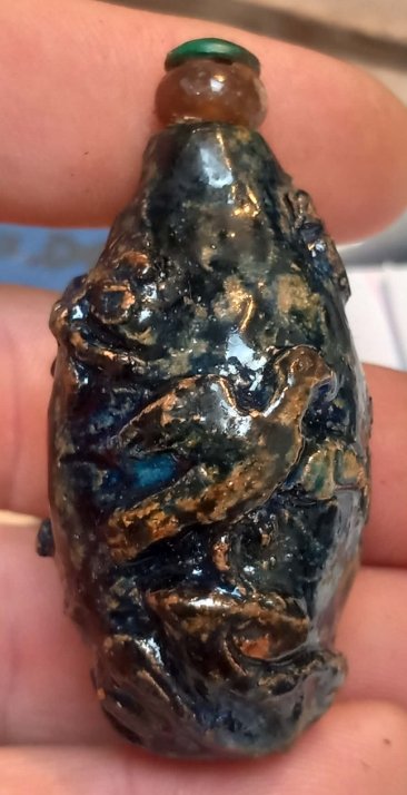 Chinese Relief-Molded 'Magpie and Prunus' Snuff Bottle - view 2