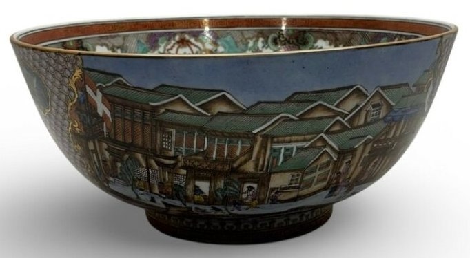 Modern Reproduction of a Chinese Export 'Hong' Punch Bowl - view 2