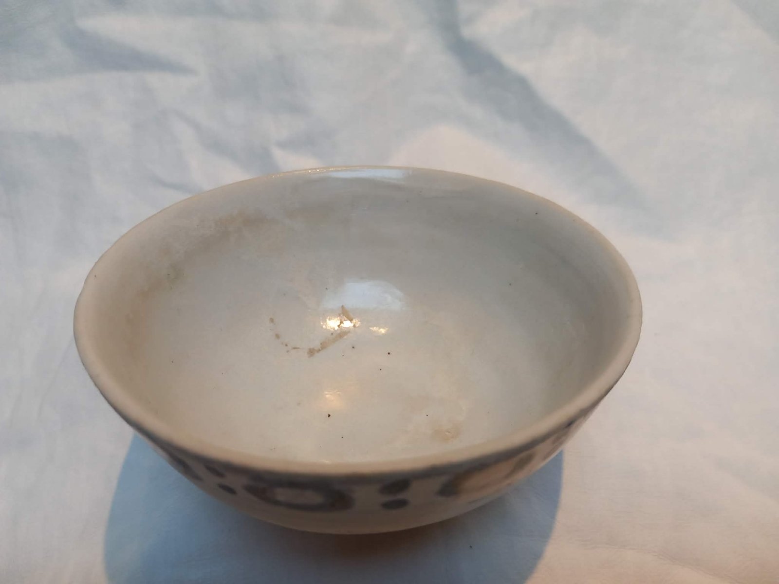 Chinese Provincial Blue and White 'Shipwreck' Bowl - view 3