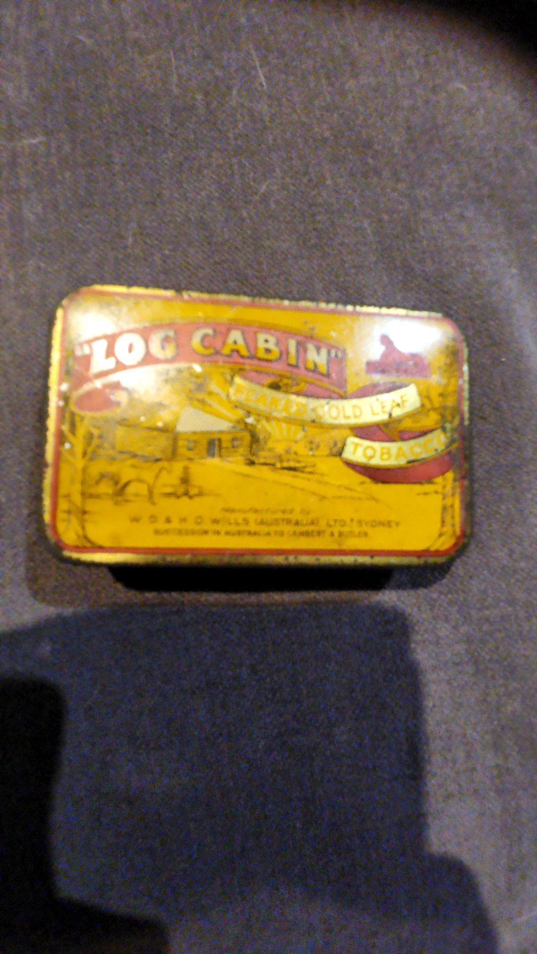 "Log Cabin" Flaked Gold Leaf Tobacco Tin - view 1