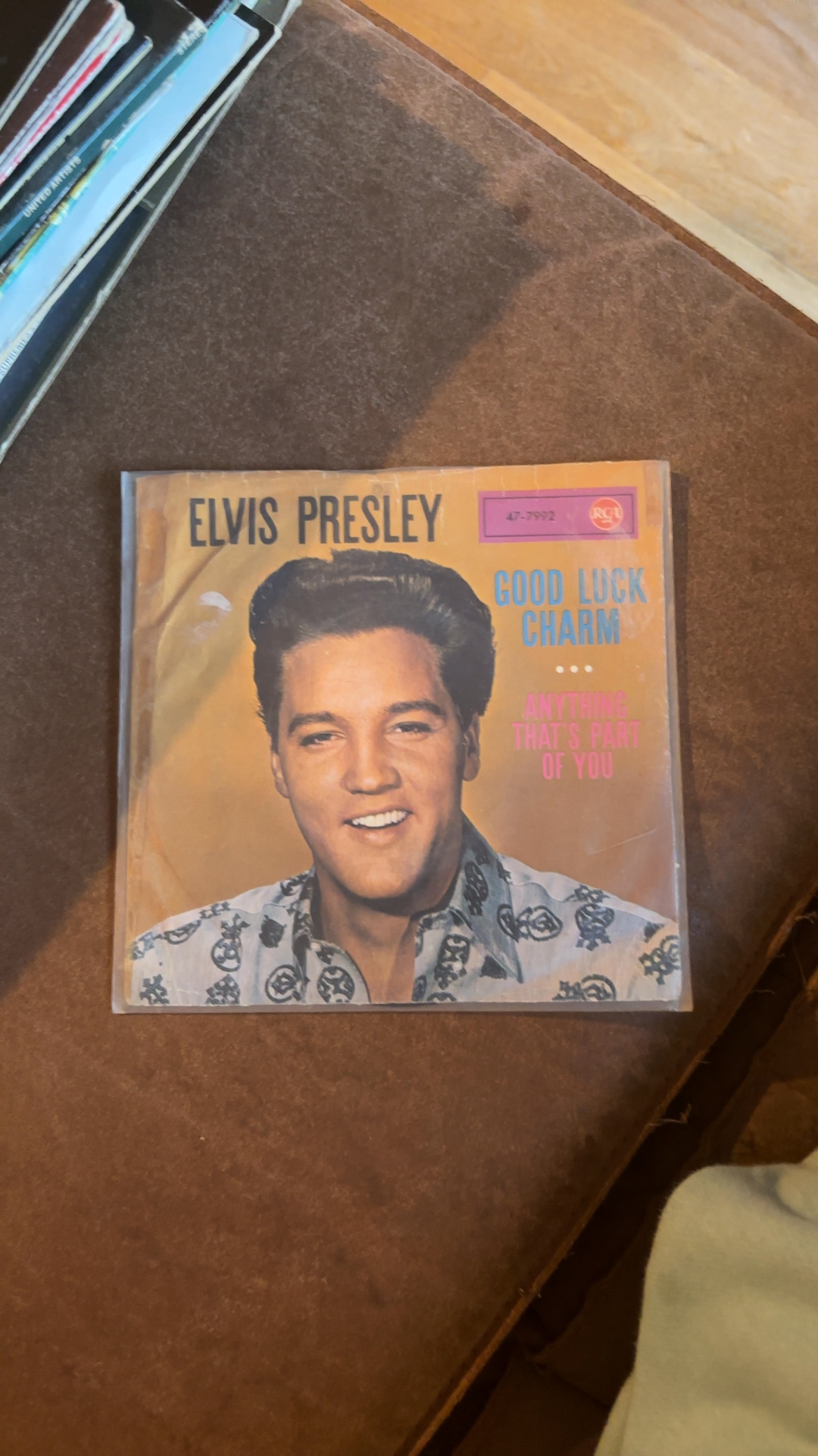 Elvis Presley - Good Luck Charm / Anything That's Part Of You (RCA 47-7992, 1962) German Pressing