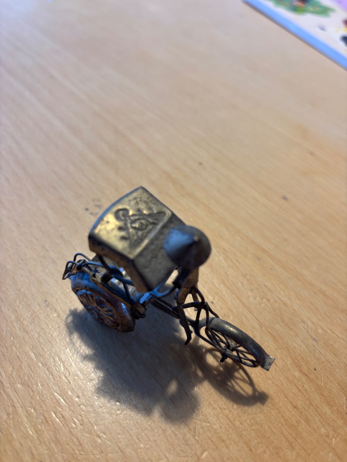 Miniature Cyclo Model - view 3