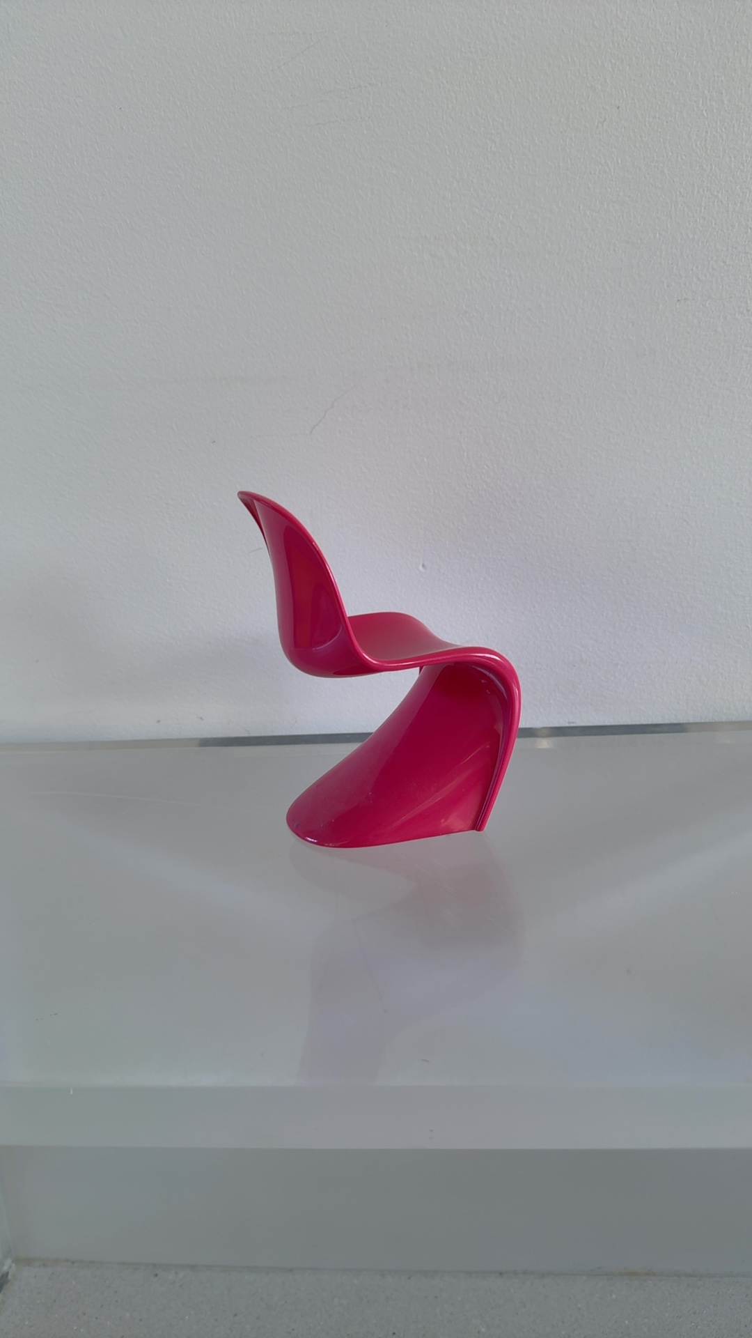 Verner Panton S Chair Miniature - view 2