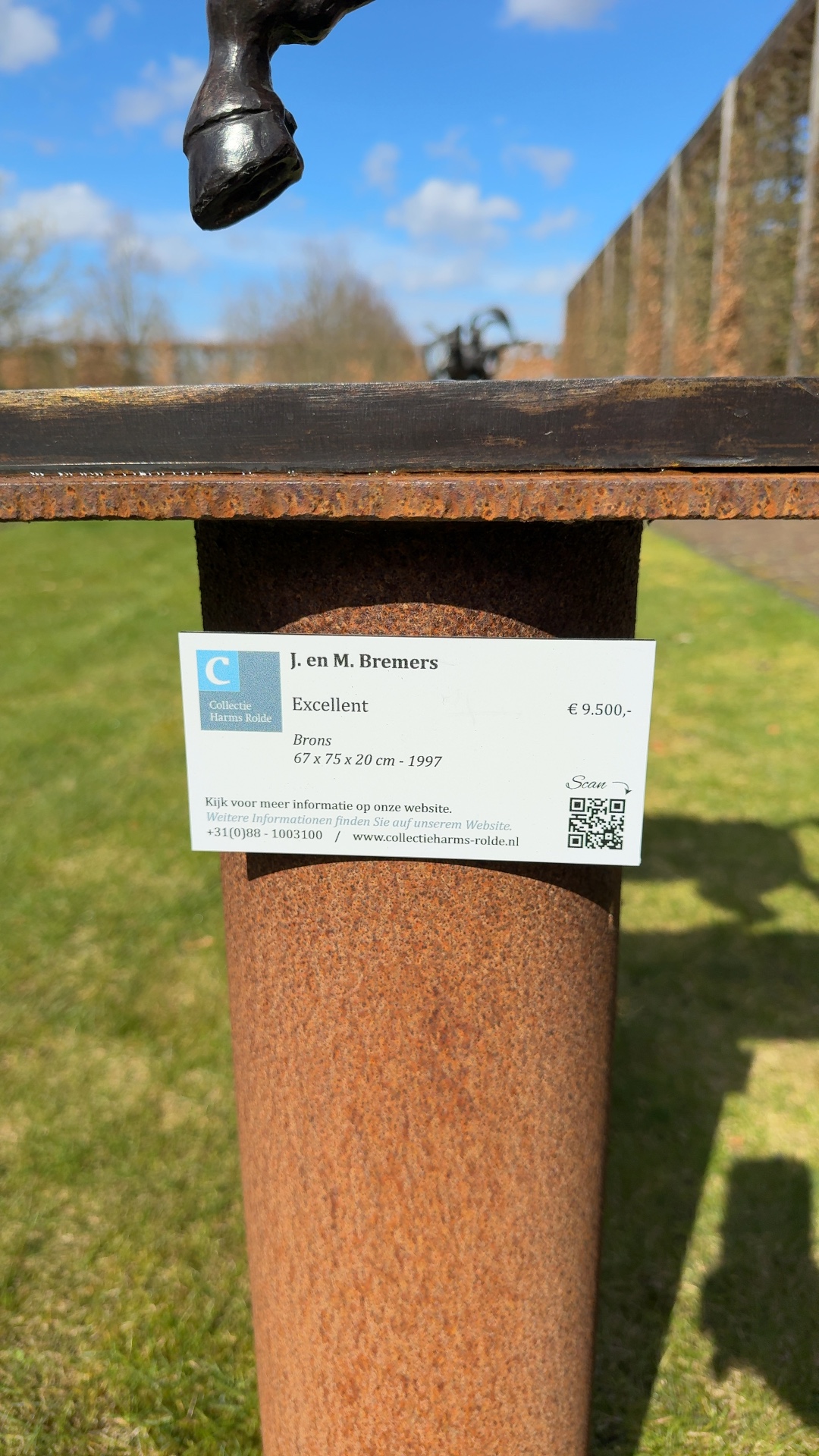 Bronze Equine Sculpture "Excellent" by J. & M. Bremers - view 2