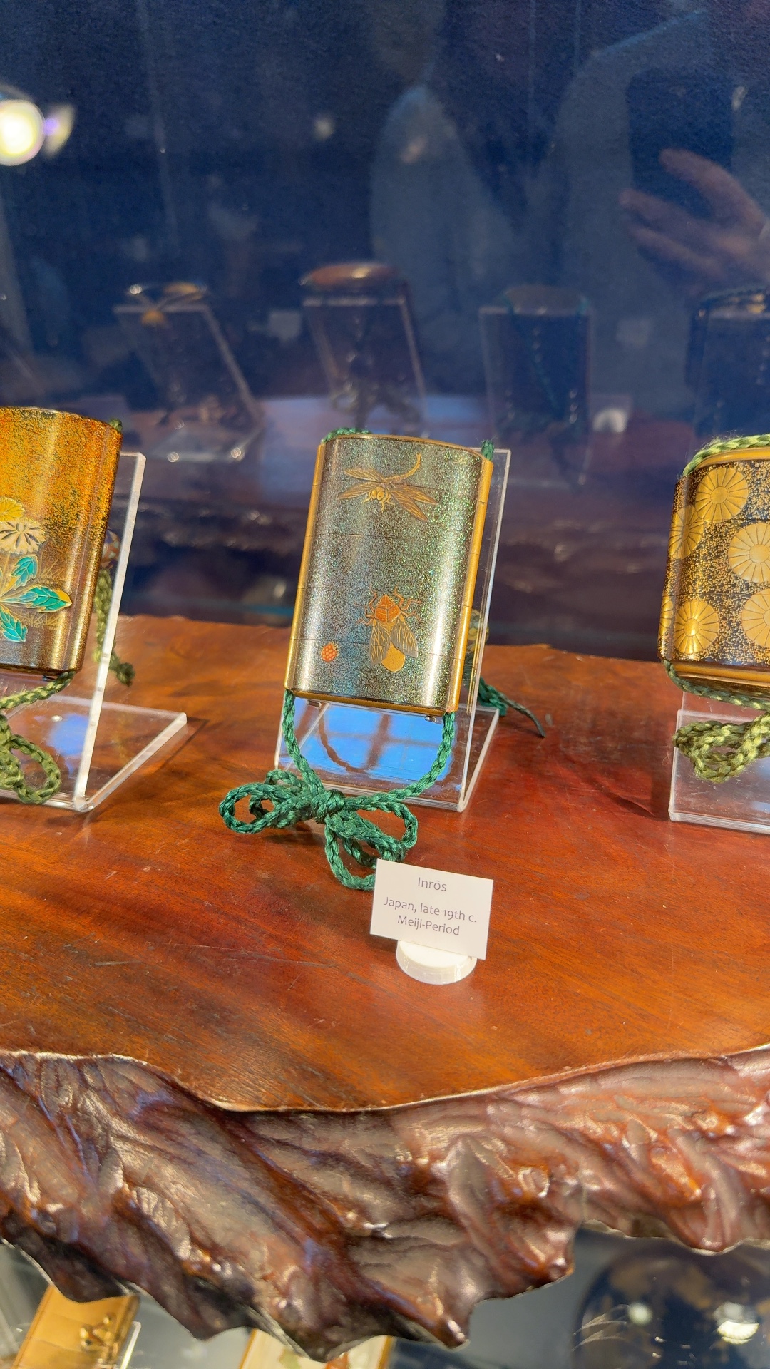 Japanese Lacquer Inrō with Dragonfly and Insect Motif - view 3