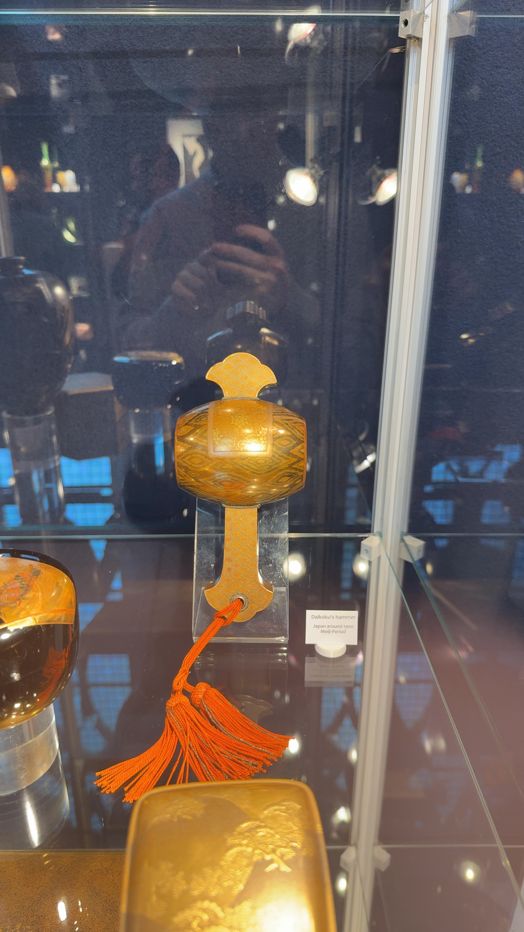 Japanese Lacquer 'Magic Wealth Mallet' (Uchide-no-kozuchi) - view 3