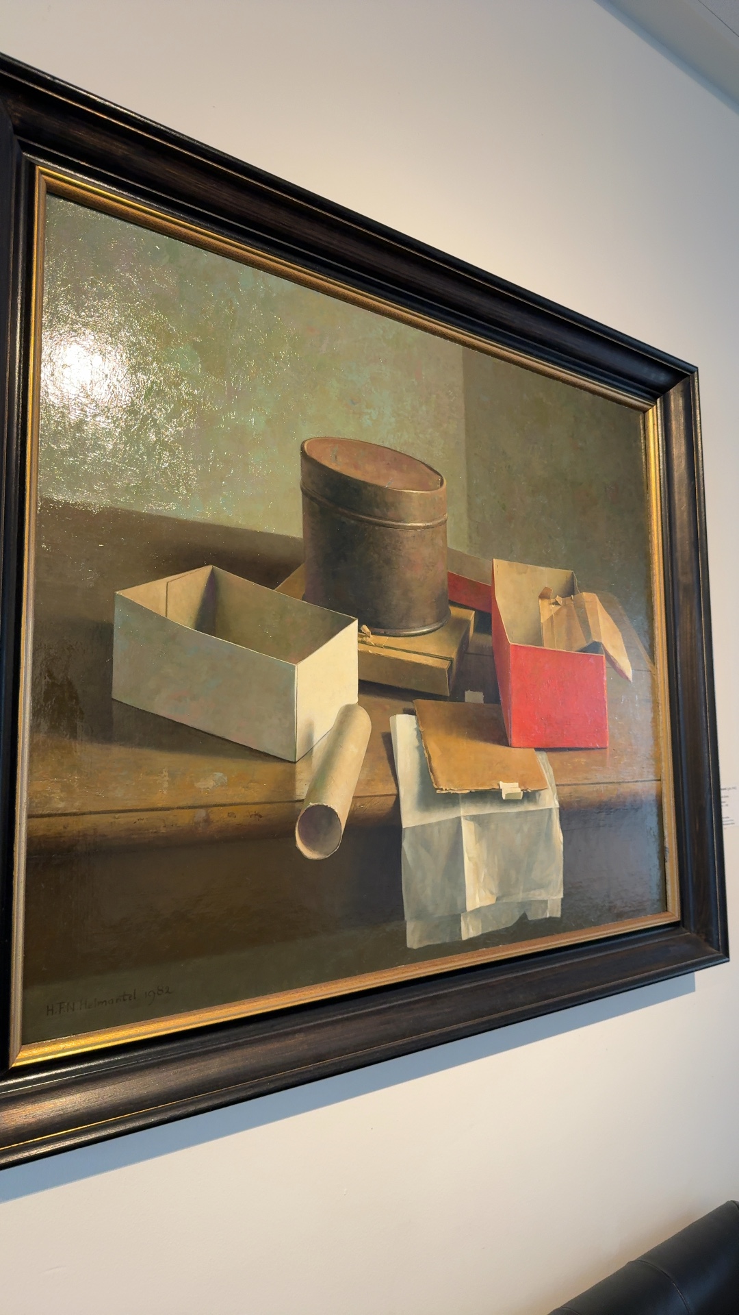 Oil Painting: "Stilleven met dozen" by Henk Helmantel - view 3