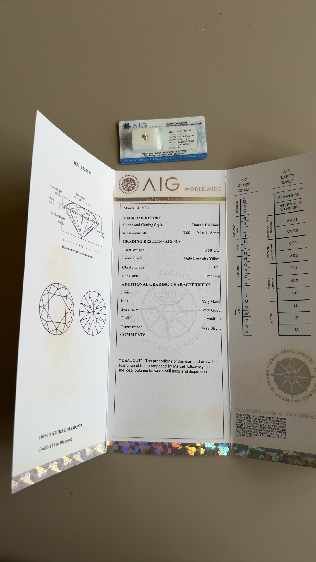 Natural Diamond - 0.50ct Round Brilliant (AIG Certified L.B. Yellow) - view 3