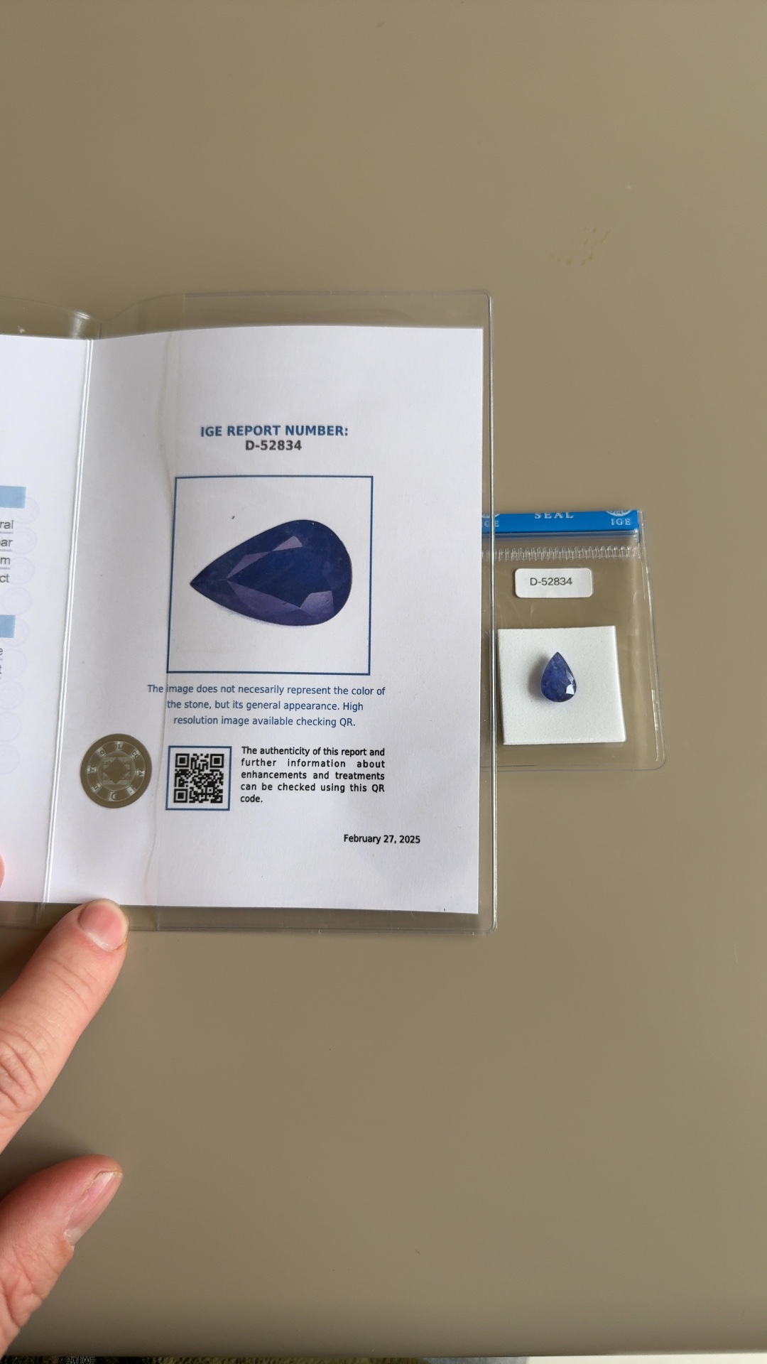 4.51ct Natural Tanzanite (Pear Cut, IGE Certified) - view 3