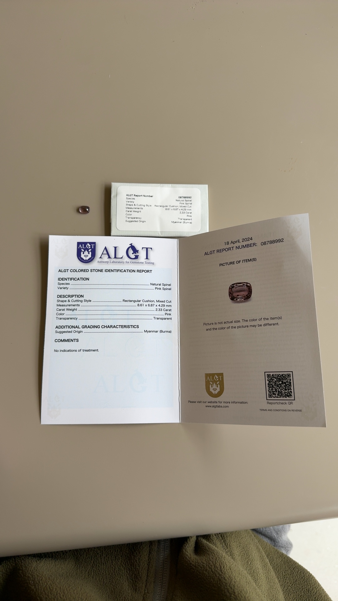 Natural Pink Spinel - 2.33ct Rectangular Cushion (ALGT Certified, Burma Origin) - view 3