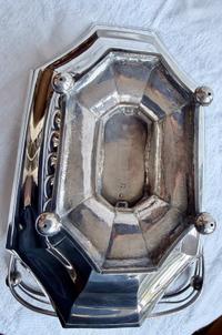 Edwardian Silver Plated Swing-Handle Fruit Basket with Gadroon and Shell Motifs - view 3