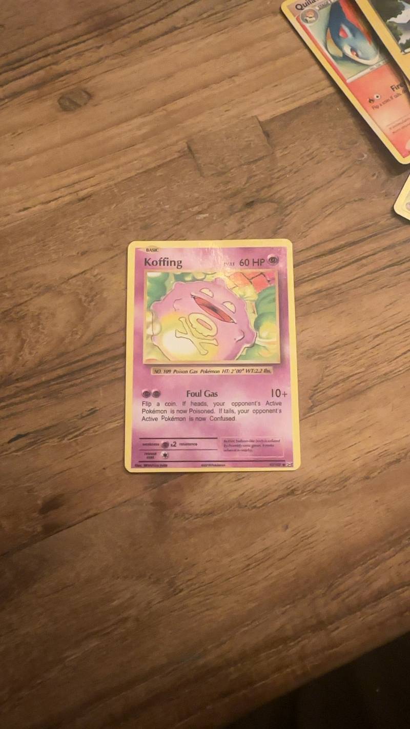 Koffing - Detective Pikachu (Common) [10/18] - trading-cards collectible