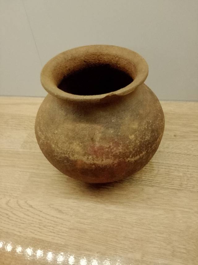 Earthenware Cooking Pot - ceramics collectible