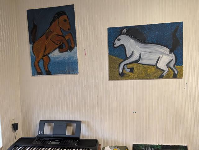 Pair of Folk Art Style Horse Paintings - paintings collectible