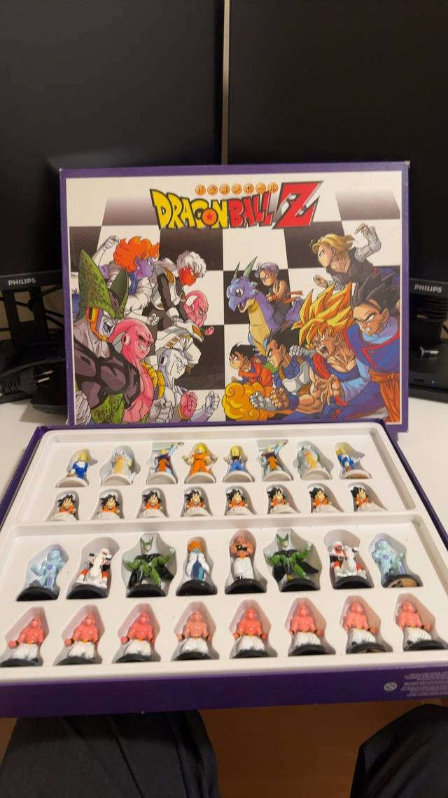 Dragon Ball Z Chess Set - DeAgostini (2002) - toys collectible