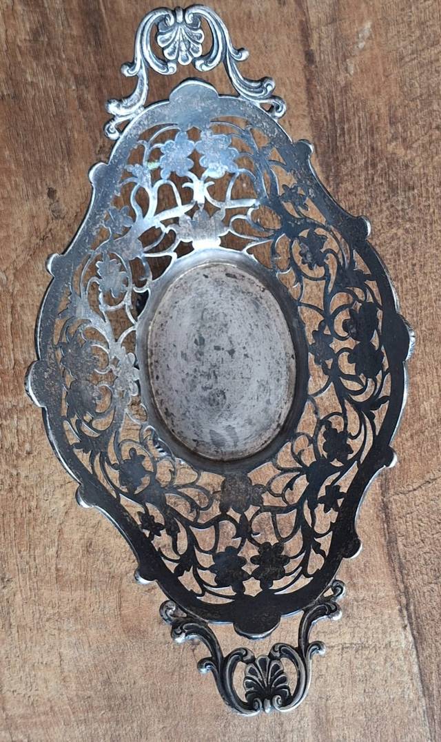 German Hanau Silver Pierced Bonbon Dish - late 19th Century - decorative collectible