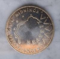 Netherlands 1987 50 Gulden Silver Coin 'Juliana & Bernhard' - view 2
